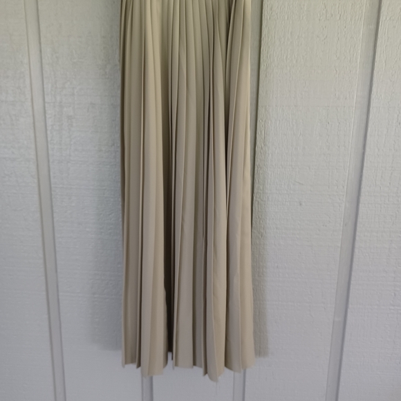 Anthropologie Mare Mare Pleat Maxi Dress Size S Women Feminine Sleeveless Khaki - Picture 4 of 16